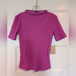 Halogen Magenta Short Sleeve Top